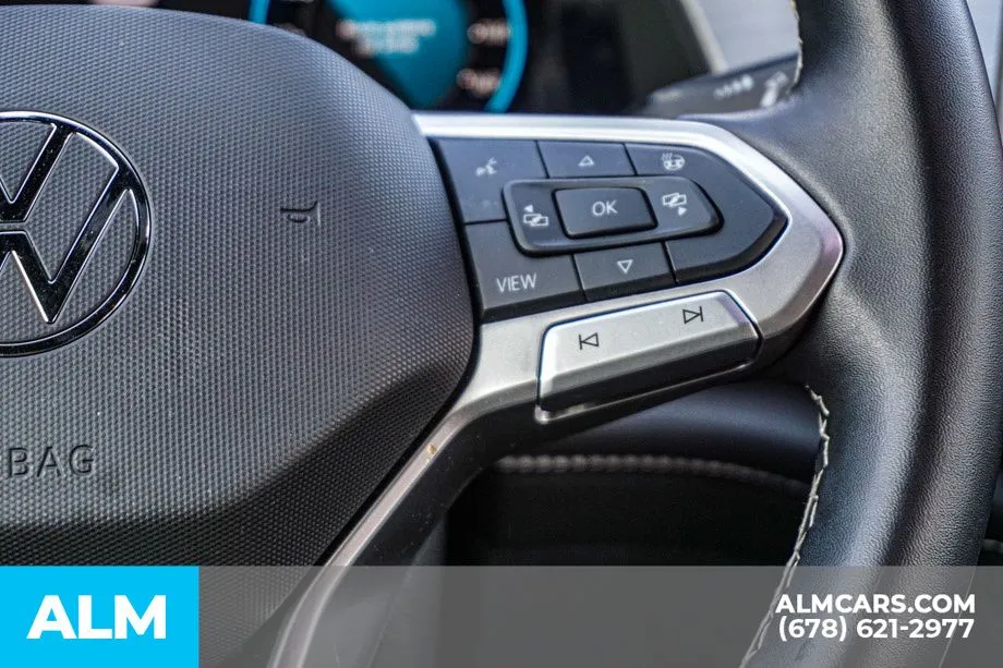 2025 Volkswagen Atlas Cross Sport SE w/Tech - Photo 30