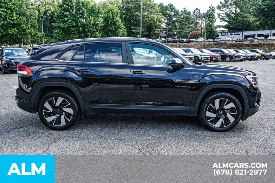 2025 Volkswagen Atlas Cross Sport SE w/Tech - Photo 9