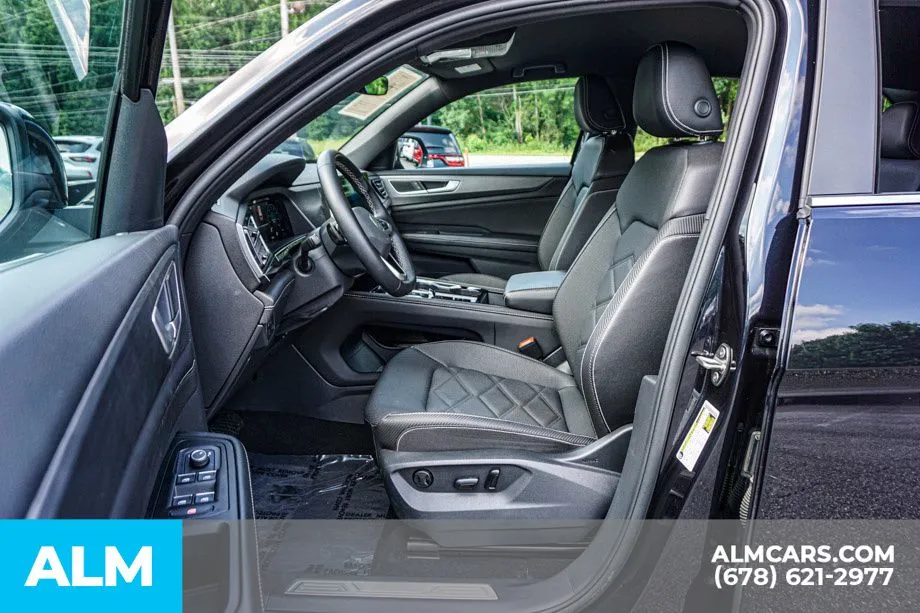 2025 Volkswagen Atlas Cross Sport SE w/Tech - Photo 19
