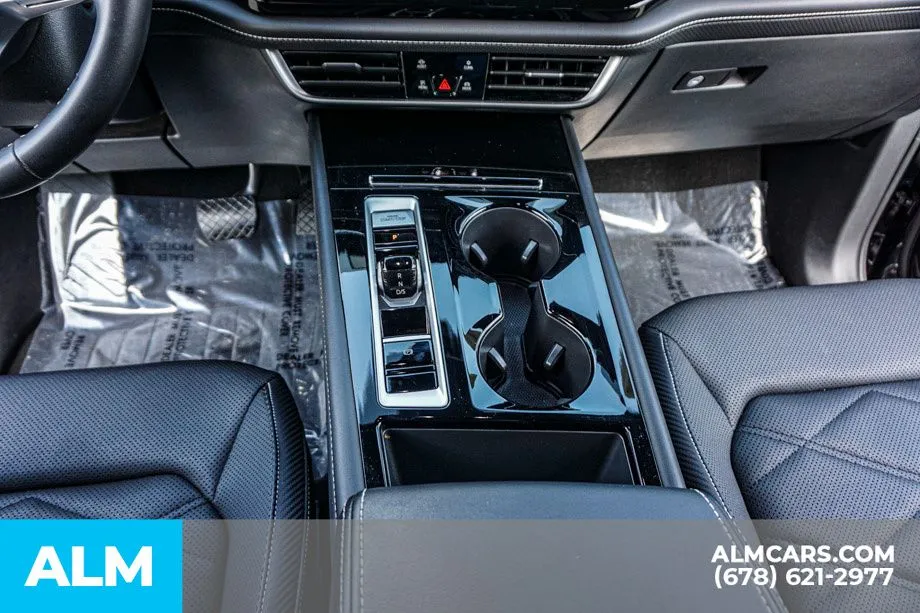 2025 Volkswagen Atlas Cross Sport SE w/Tech - Photo 41