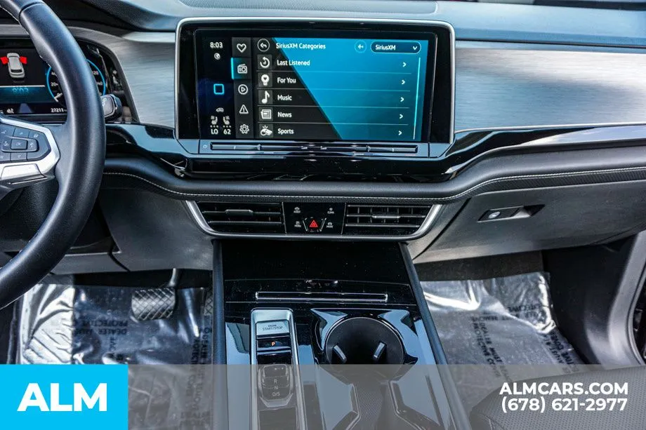 2025 Volkswagen Atlas Cross Sport SE w/Tech - Photo 40