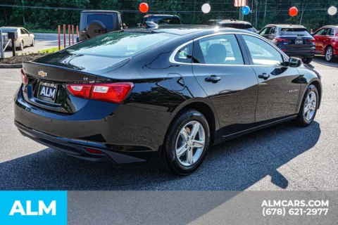 More photos of 2024 Chevrolet Malibu LT at ALM Marietta, GA