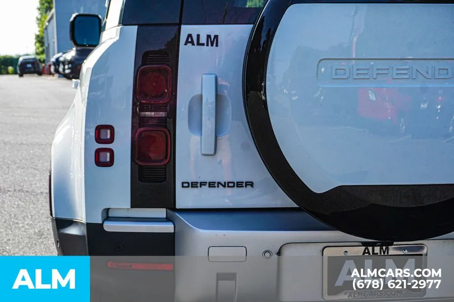 2024 Land Rover Defender S - Photo 13