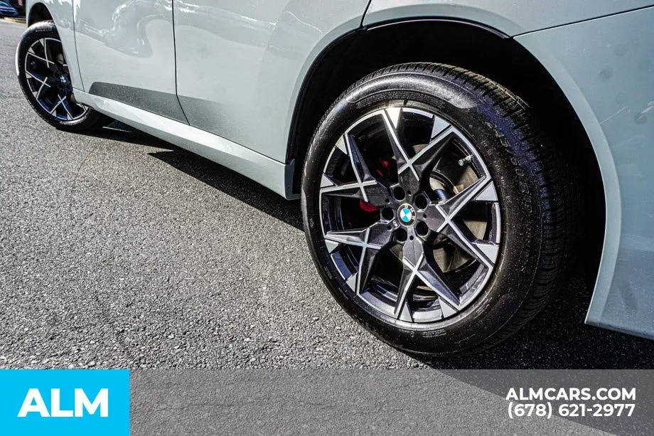 2026 BMW X3 30 - Photo 16