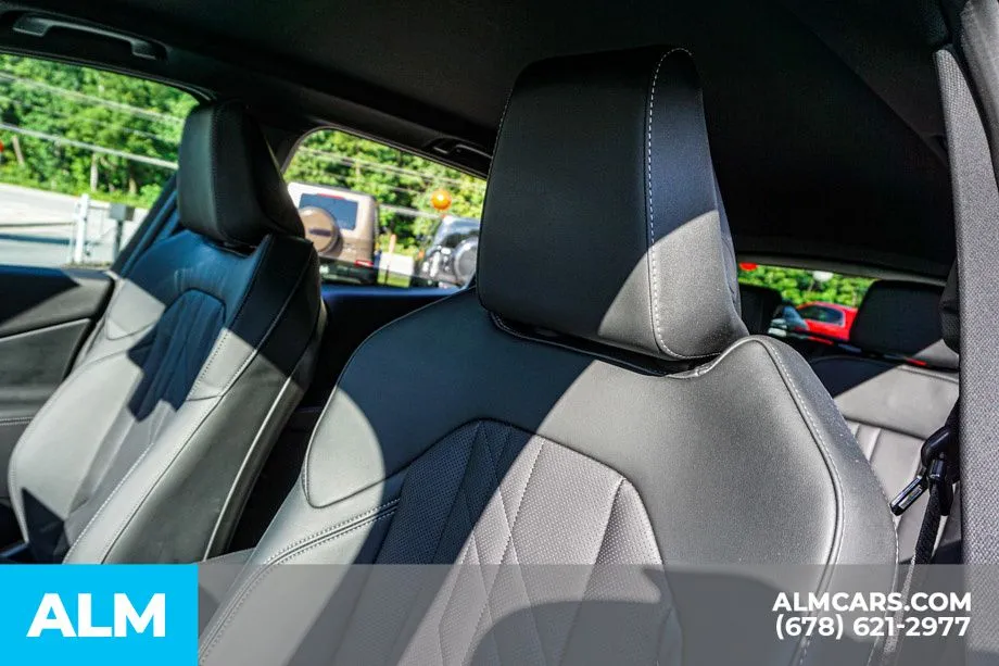 2026 BMW X3 30 - Photo 18