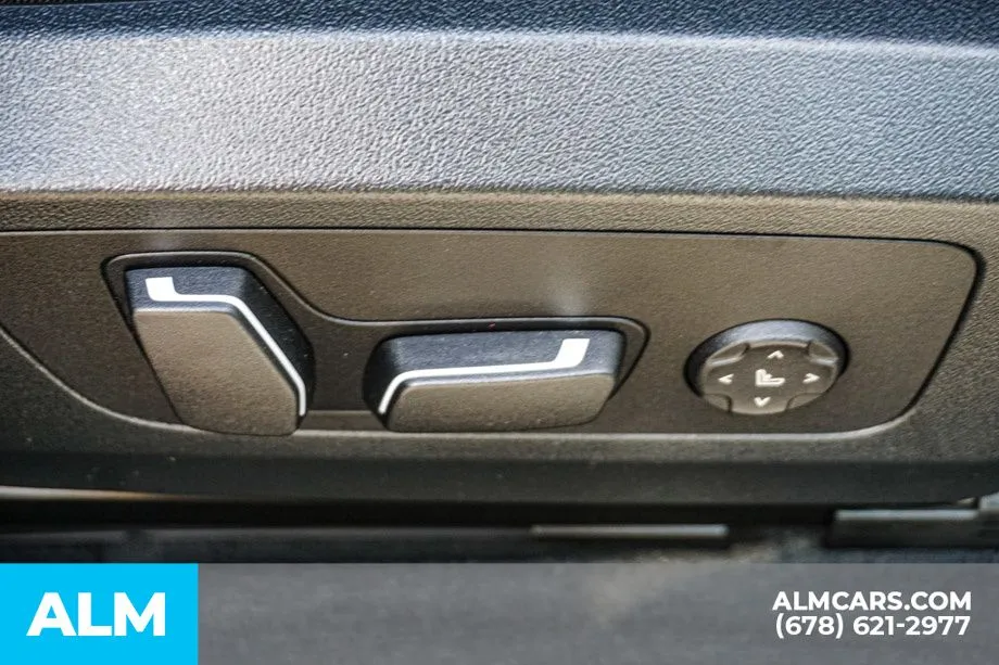 2026 BMW X3 30 - Photo 51