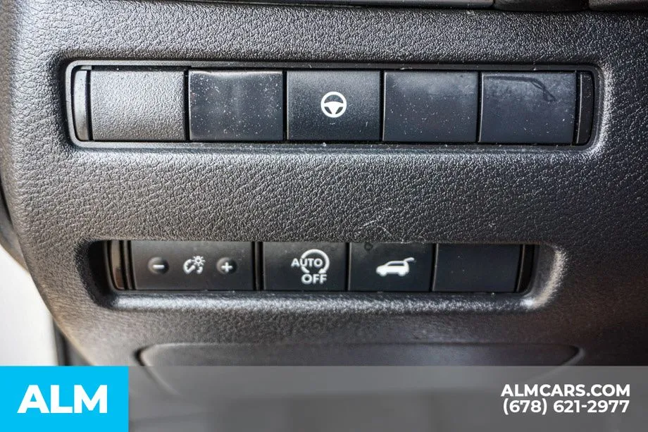 2024 Nissan Rogue SV - Photo 44