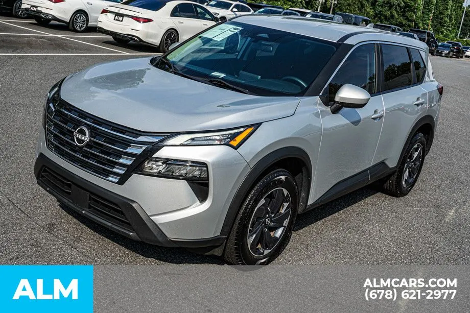 2024 Nissan Rogue SV - Photo 15