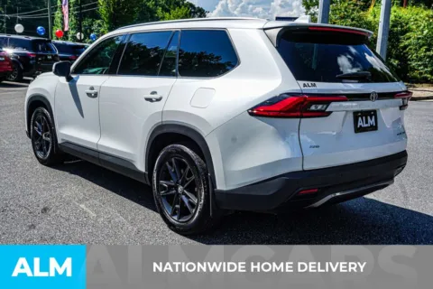 More photos of 2024 Toyota Grand Highlander Platinum at ALM Marietta, GA