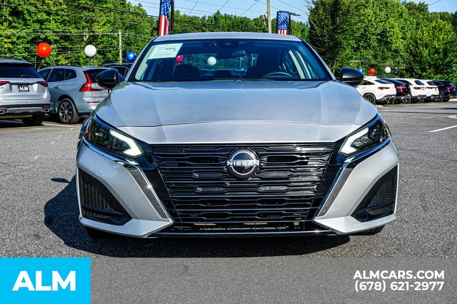 2024 Nissan Altima SV - Photo 9