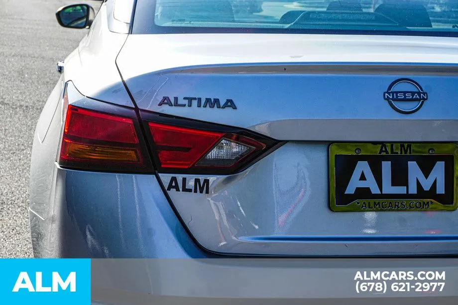 2024 Nissan Altima SV - Photo 12