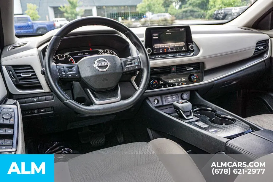 2025 Nissan Rogue SV - Photo 26