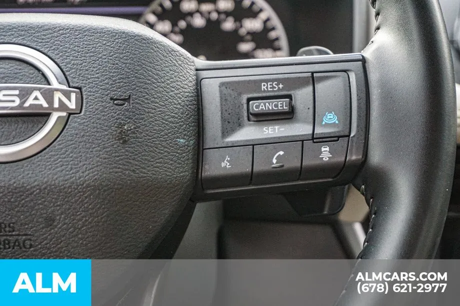 2025 Nissan Rogue SV - Photo 29