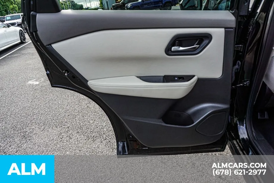 2025 Nissan Rogue SV - Photo 47