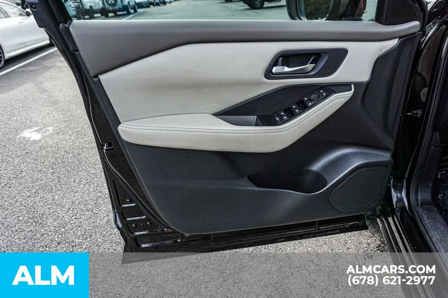 2025 Nissan Rogue SV - Photo 44