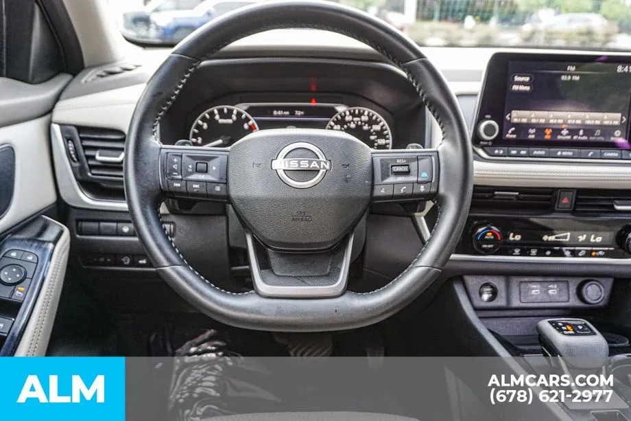 2025 Nissan Rogue SV - Photo 27