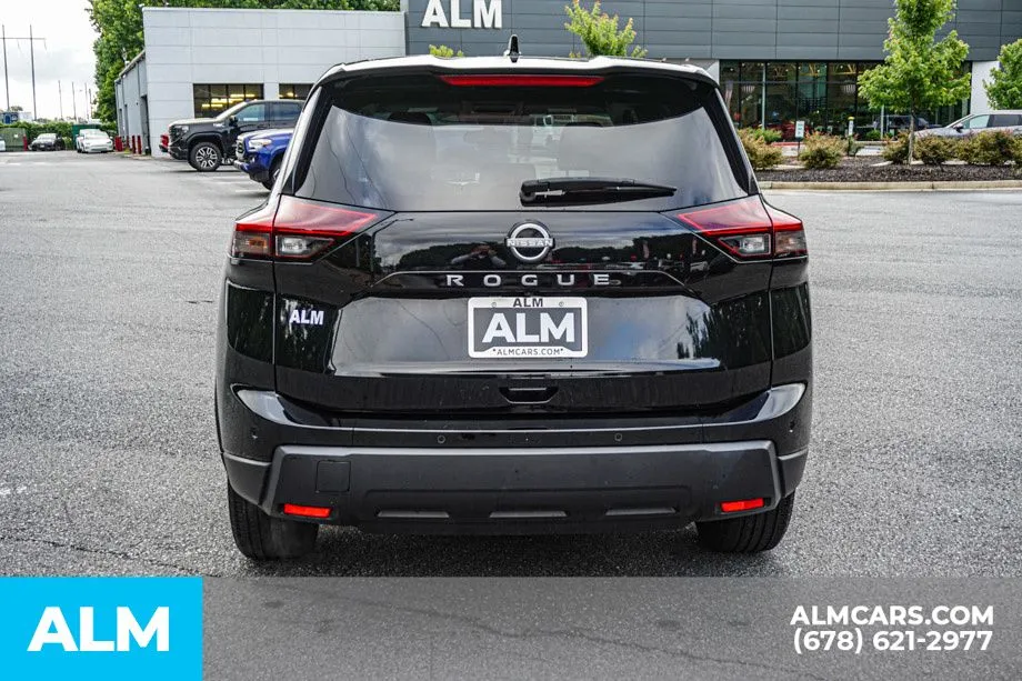 2025 Nissan Rogue SV - Photo 10
