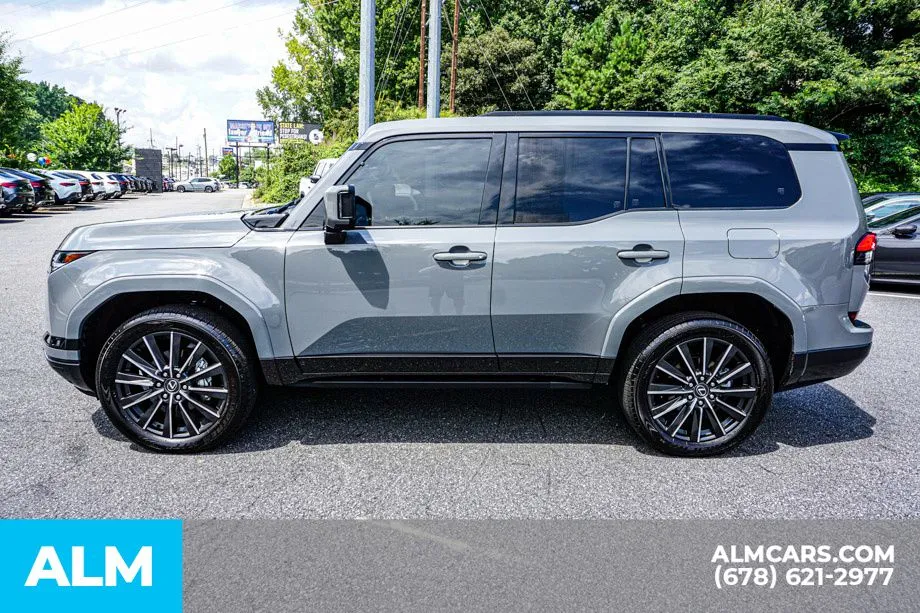 2025 Lexus GX Luxury+ - Photo 6
