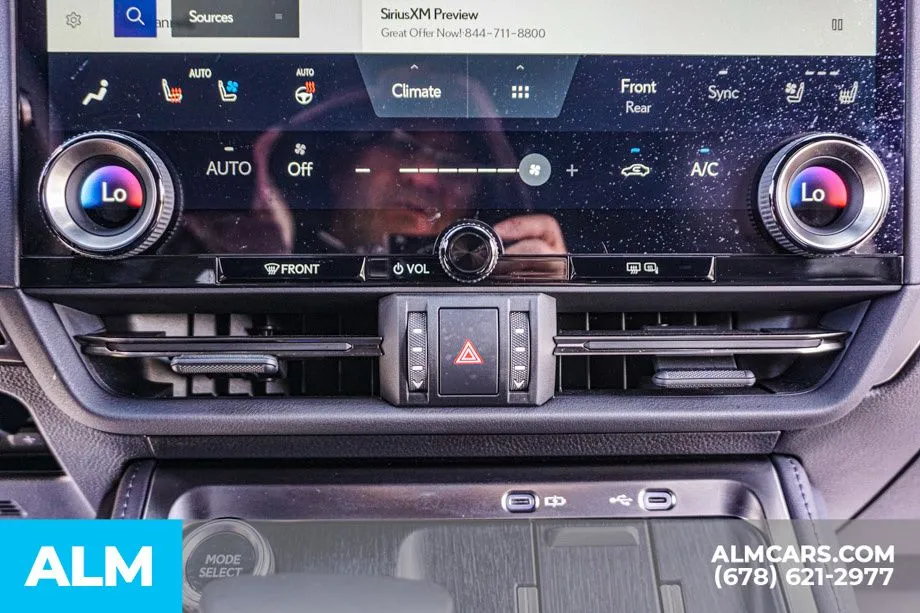 2025 Lexus GX Luxury+ - Photo 43