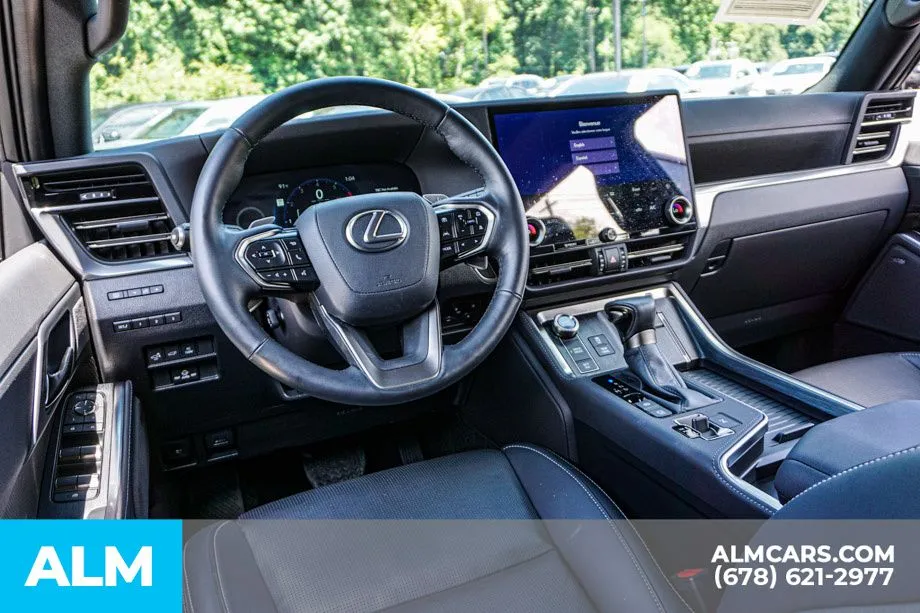 2025 Lexus GX Luxury+ - Photo 28