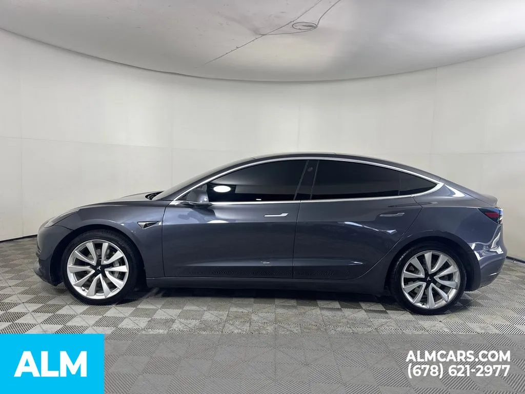 2019 Tesla Model 3 Mid Range - Photo 9