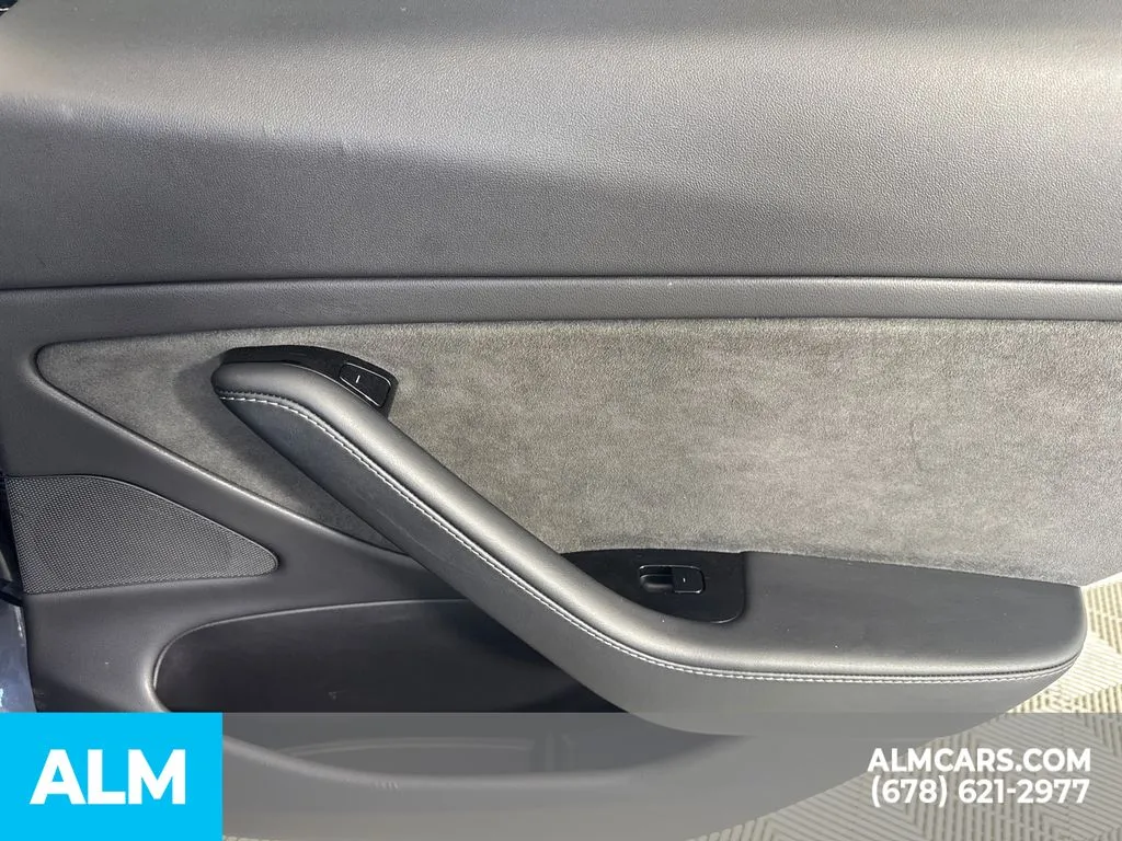2019 Tesla Model 3 Mid Range - Photo 18