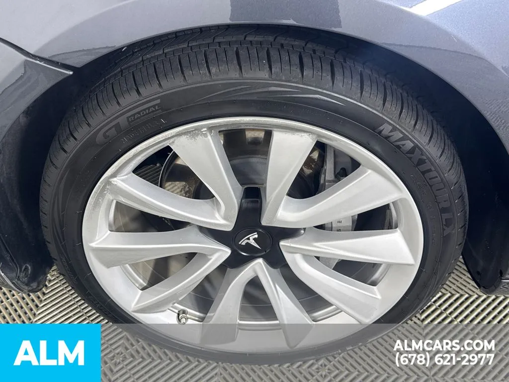 2019 Tesla Model 3 Mid Range - Photo 12