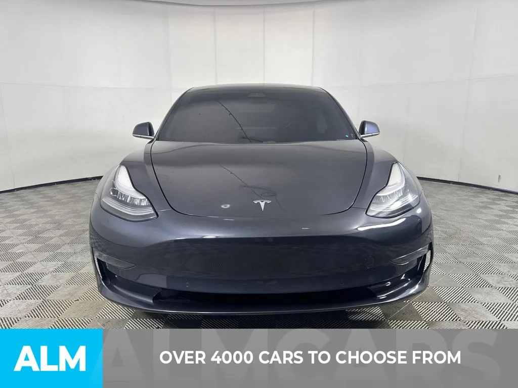 2019 Tesla Model 3 Mid Range - Photo 2