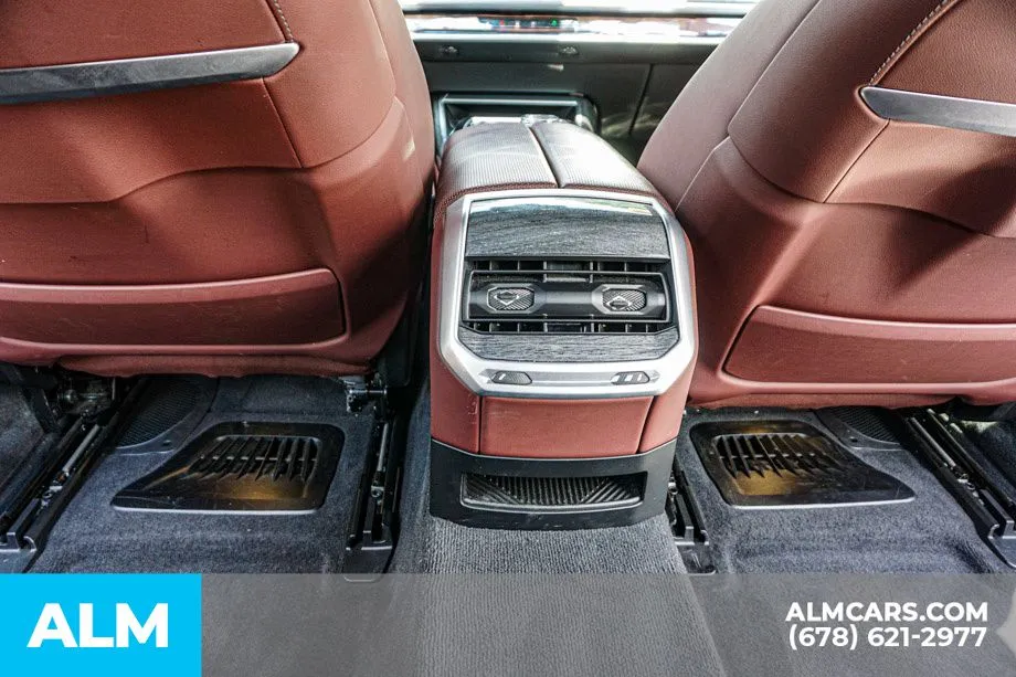 2023 BMW 7 Series 760i - Photo 30