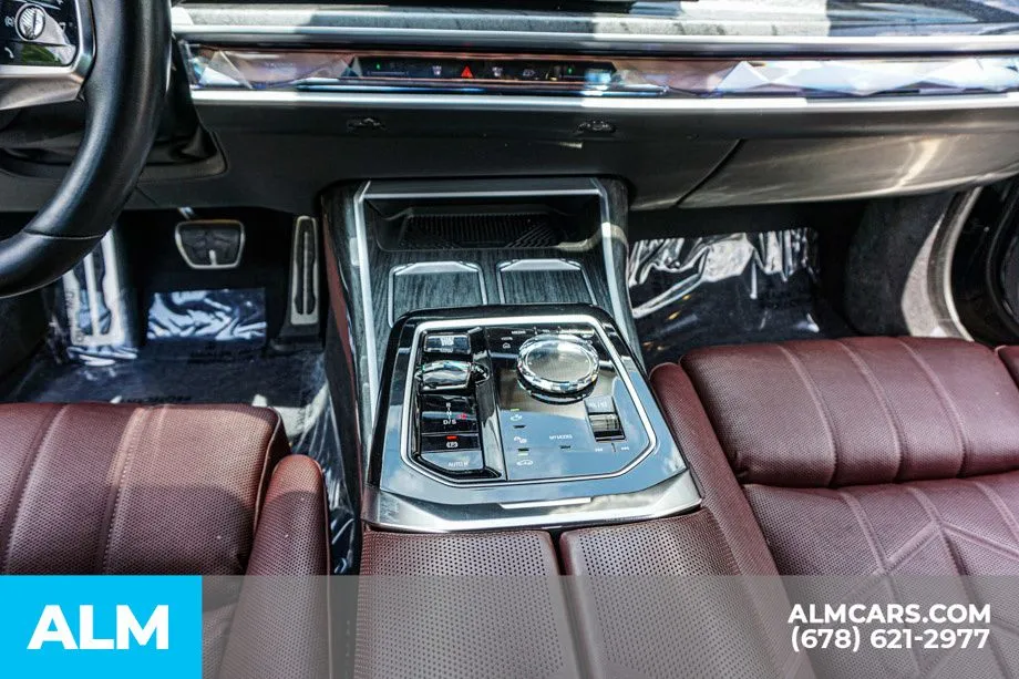 2023 BMW 7 Series 760i - Photo 43