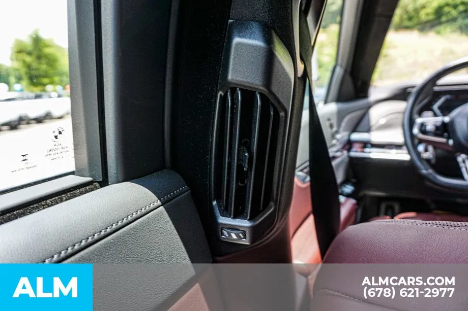 2023 BMW 7 Series 760i - Photo 32