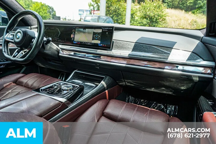 2023 BMW 7 Series 760i - Photo 23