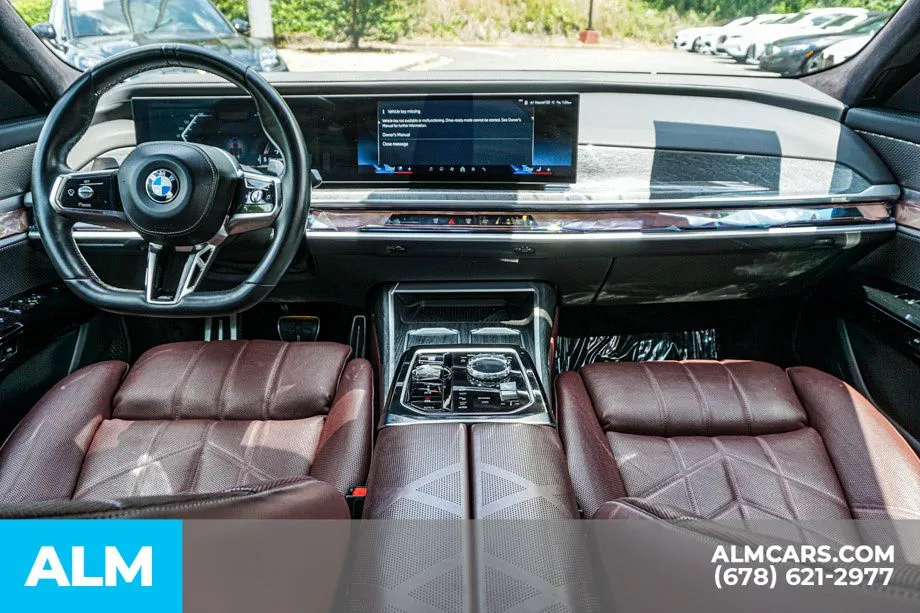 2023 BMW 7 Series 760i - Photo 24