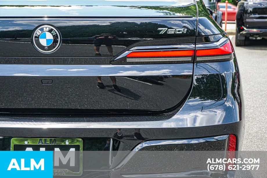 2023 BMW 7 Series 760i - Photo 12