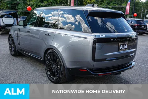 More photos of 2024 Land Rover Range Rover SE at ALM Marietta, GA