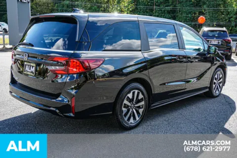 More photos of 2025 Honda Odyssey EX-L at ALM Marietta, GA