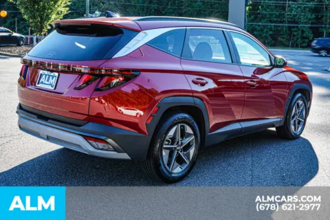 More photos of 2025 Hyundai Tucson SEL at ALM Marietta, GA