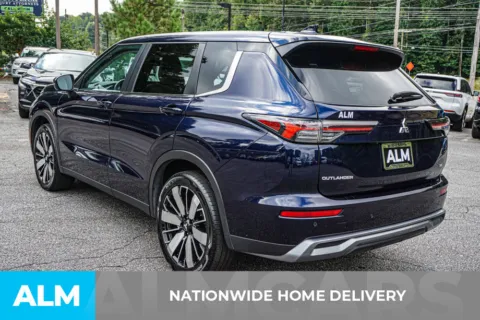 More photos of 2025 Mitsubishi Outlander SE at ALM Marietta, GA