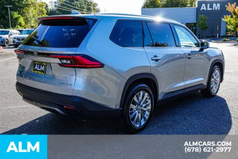 More photos of 2024 Toyota Grand Highlander Platinum at ALM Marietta, GA