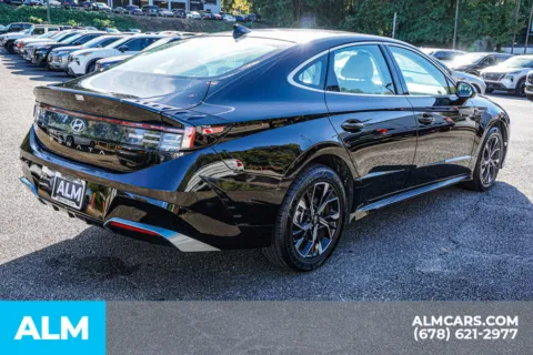 More photos of 2025 Hyundai Sonata SEL at ALM Marietta, GA