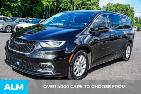 Another view of 2023 Chrysler Pacifica Touring L for sale in Marietta, GA at ALM Marietta