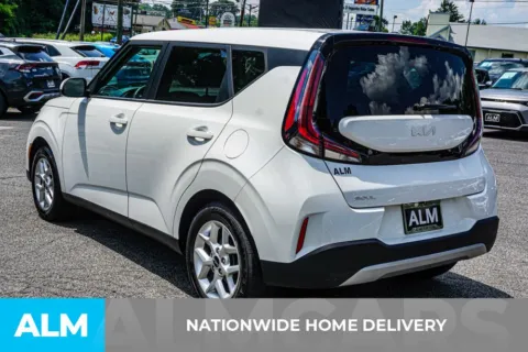 More photos of 2023 Kia Soul LX at ALM Marietta, GA