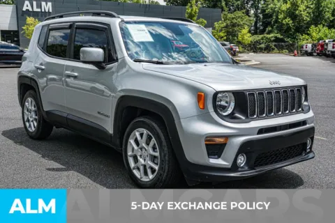 More photos of 2019 Jeep Renegade Latitude at ALM Marietta, GA