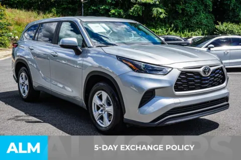 More photos of 2023 Toyota Highlander L at ALM Marietta, GA