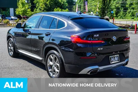 More photos of 2022 BMW X4 xDrive30i at ALM Marietta, GA