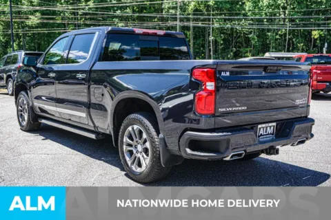 More photos of 2022 Chevrolet Silverado 1500 High Country at ALM Marietta, GA