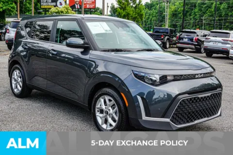 More photos of 2023 Kia Soul LX at ALM Marietta, GA