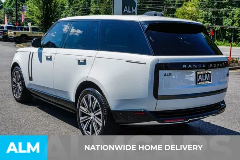 More photos of 2023 Land Rover Range Rover SE at ALM Marietta, GA