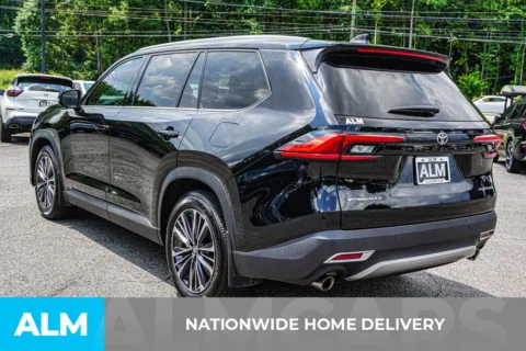 More photos of 2024 Toyota Grand Highlander Hybrid MAX Platinum at ALM Marietta, GA