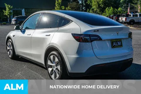 More photos of 2022 Tesla Model Y Long Range at ALM Marietta, GA